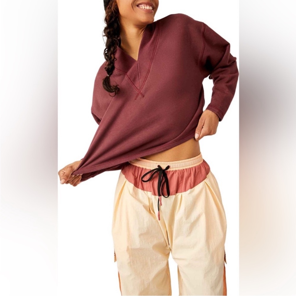 Free People Moonstruck V-Neck Crop Sweatshirt Wine